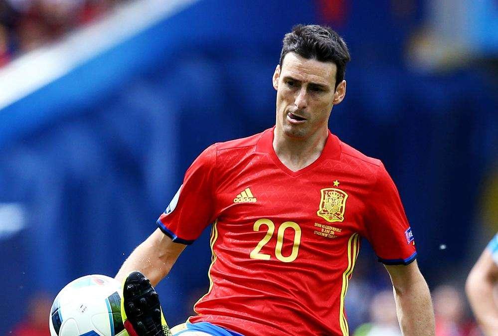 Artiz Aduriz, il bomber che non voleva giocare in Italia: "Immobile? Il più forte"