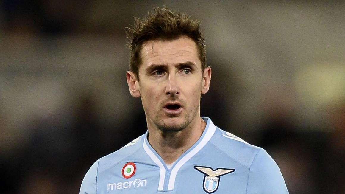 Klose pronto al rinnovo, l'ag.: "Non c'è nulla di vero, stiamo ancora trattando"