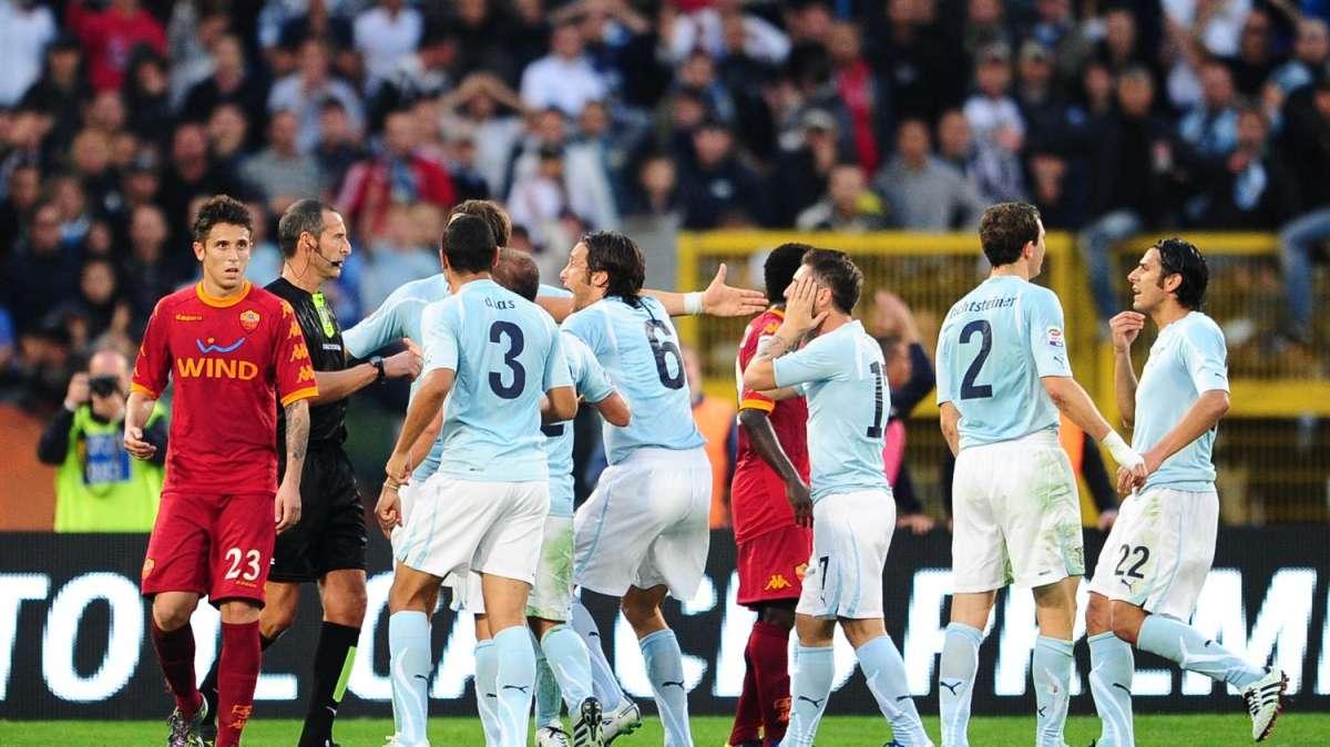 Derby di Coppa, si gioca ancora di giorno...