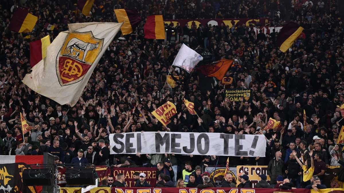 Roma, i tifosi feriscono un agente prima del derby: rischia anche la società