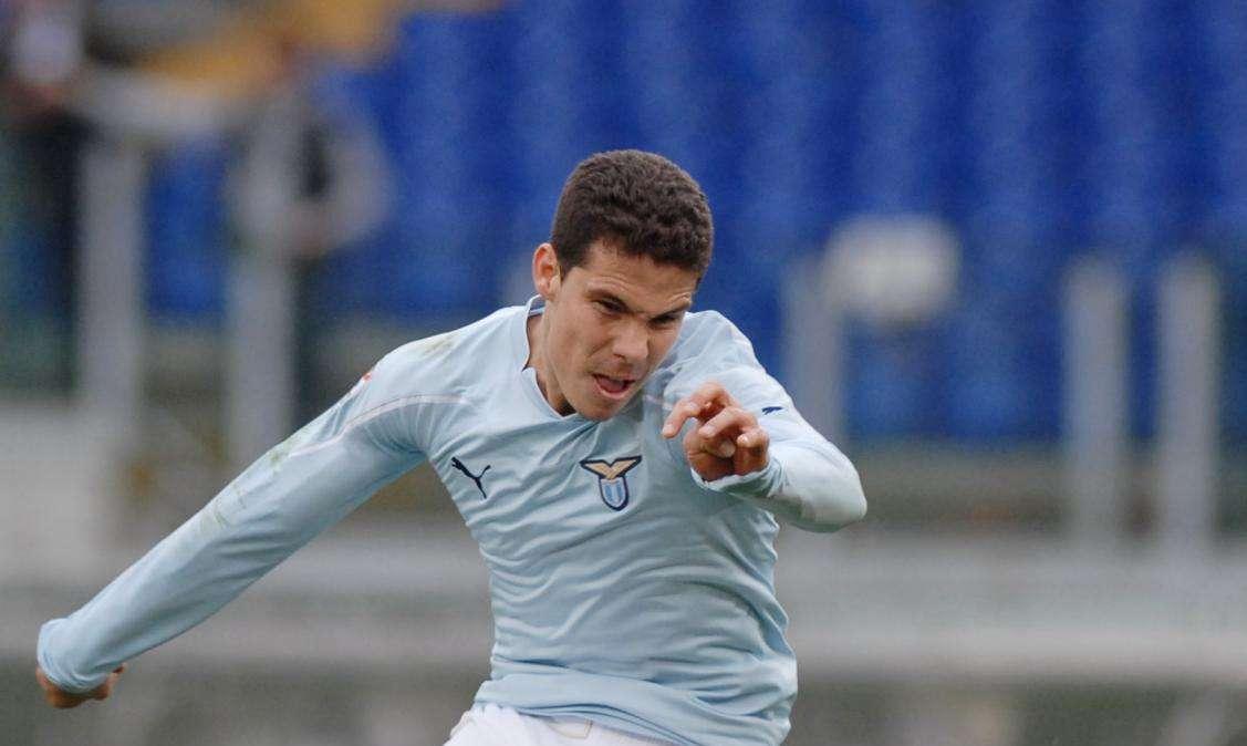 I numeri del mercato 2010: utile di 7 milioni, Hernanes colpo da 11, Kolarov plusvalenza d'oro