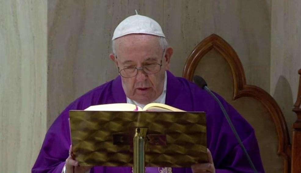 Coronavirus / Il Vaticano chiude per Pasqua: celebrazioni in streaming
