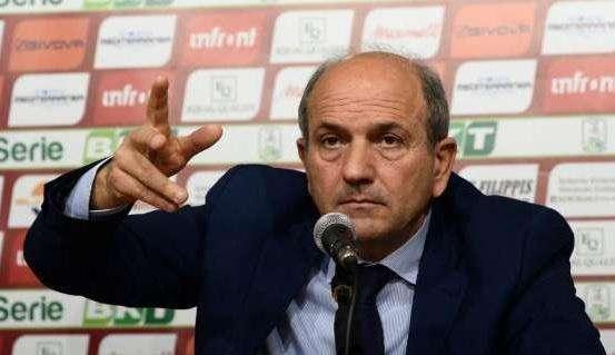 Calciomercato, Fabiani: "Lazio e Salernitana vivono di luce propria"