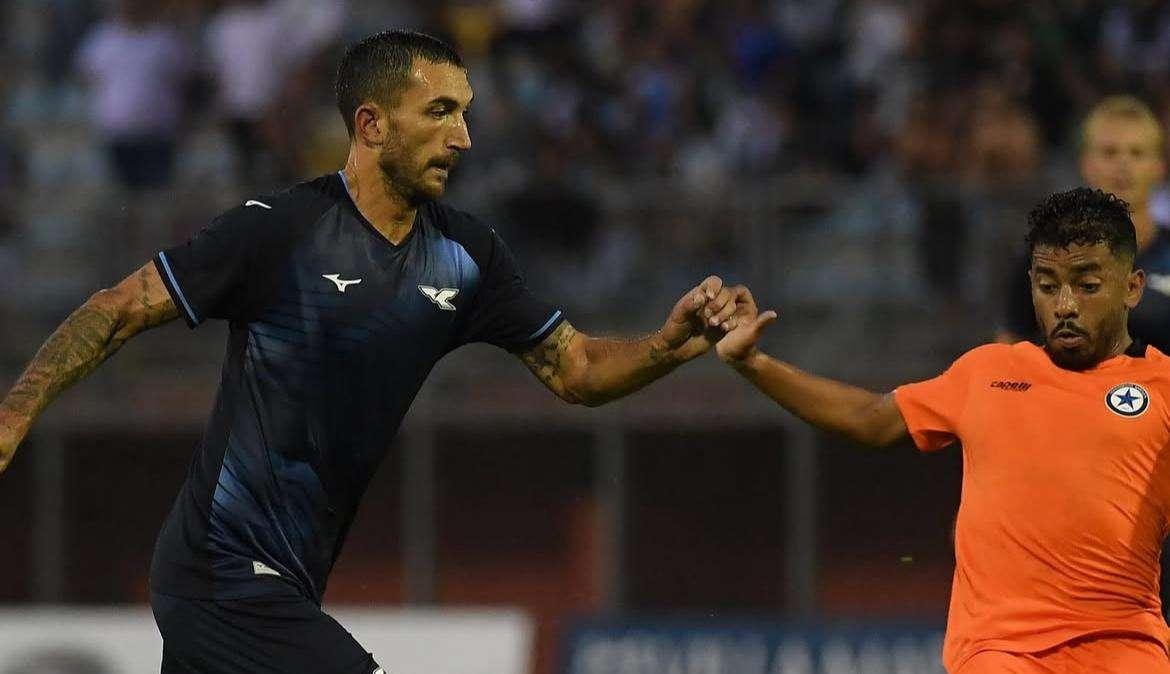 Lazio - Atromitos, doppia rissa durante l'amichevole: la ricostruzione