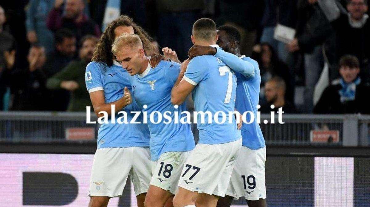 Inter - Lazio, la squadra in viaggio verso Milano - VIDEO