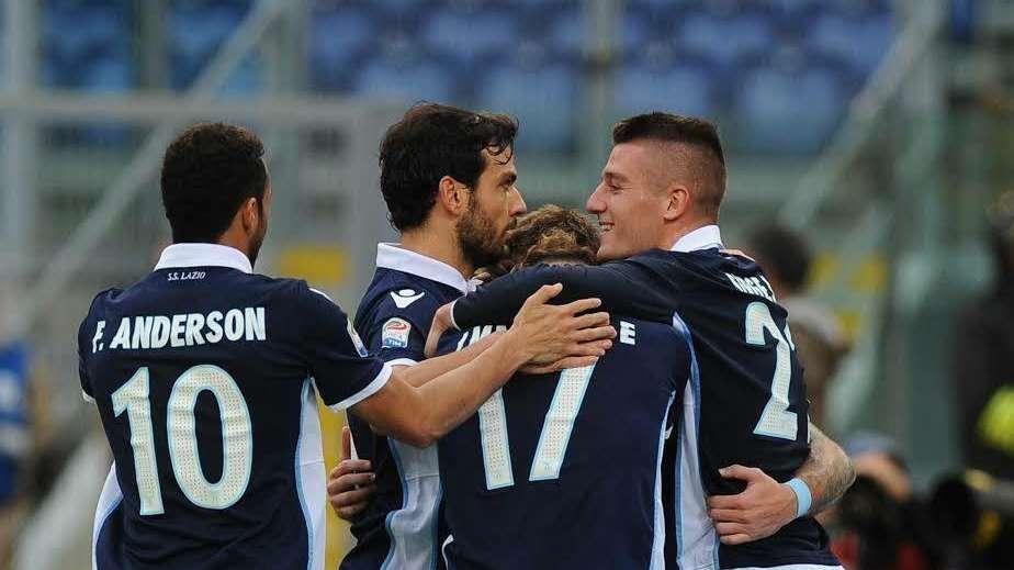 Piatto serbo e la Lazio si sazia: Milinkovic fa un sol boccone del Palermo
