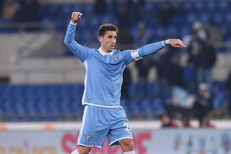 Mercato, ecco la situazione: Biglia resta, Djordjevic via. Luis Alberto 'acquisto' per sostituire Keita