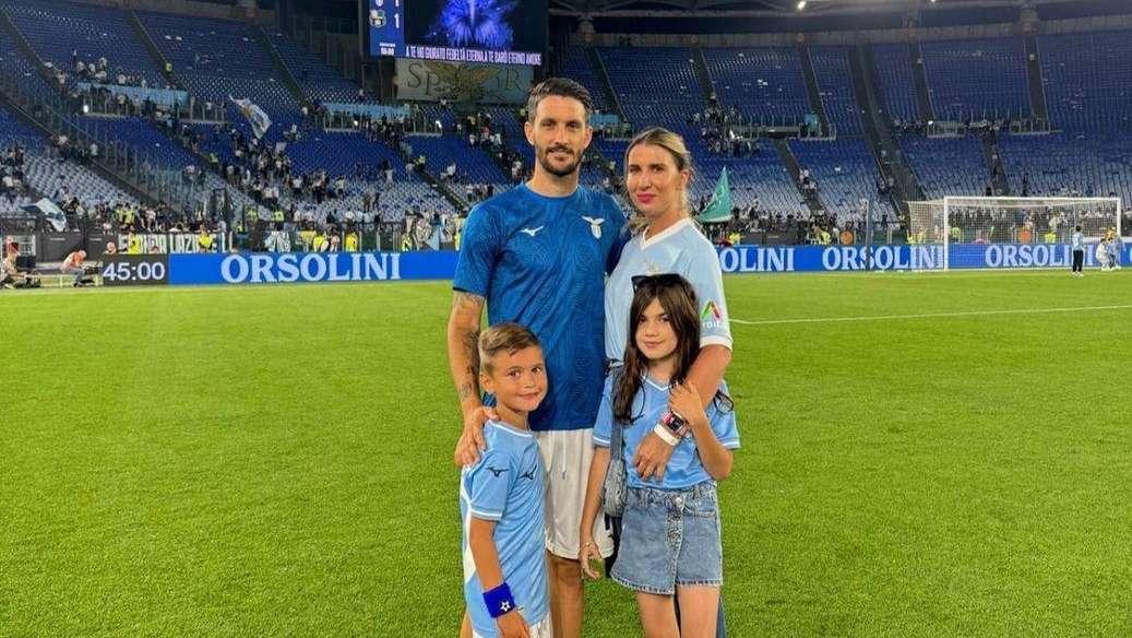 Luis Alberto, la moglie saluta: "Sarò laziale per sempre, Roma è casa mia" - FOTO