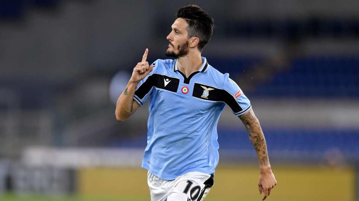 Luis Alberto, dopo le scuse le parole della moglie Patricia: "Sempre forza Lazio" - FT