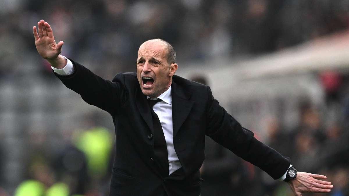 Milan, Allegri prepara la sfida con la Lazio: due dubbi da sciogliere