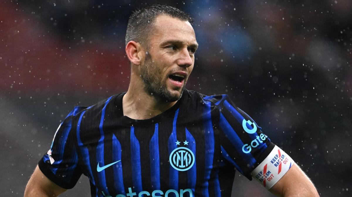Ex Lazio | de Vrij lascia l'Inter: giocherà con il Panathinaikos