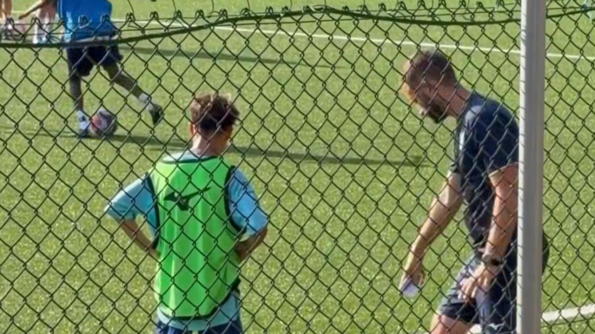 Lazio, ospite a sorpresa con l’U14: c’è Bryan Rodriguez, figlio di Pedro - VIDEO