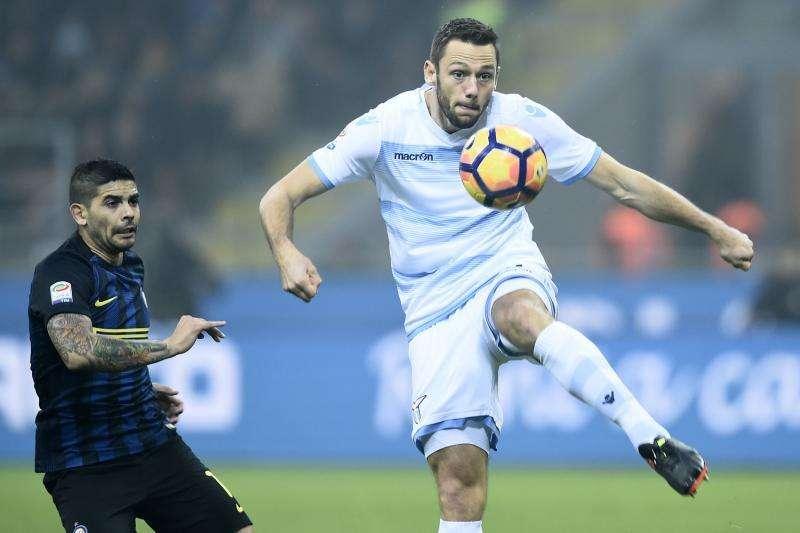 Inter-de Vrij, Biasin conferma l'interesse: "Ci sono stati dei contatti..." - FOTO