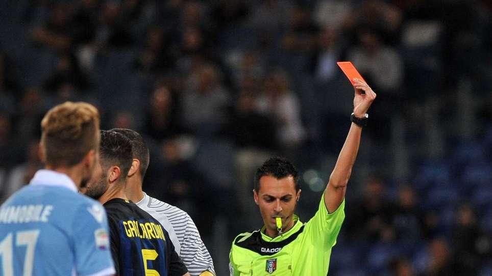 Sassuolo - Lazio, scelto l'arbitro del match: i precedenti