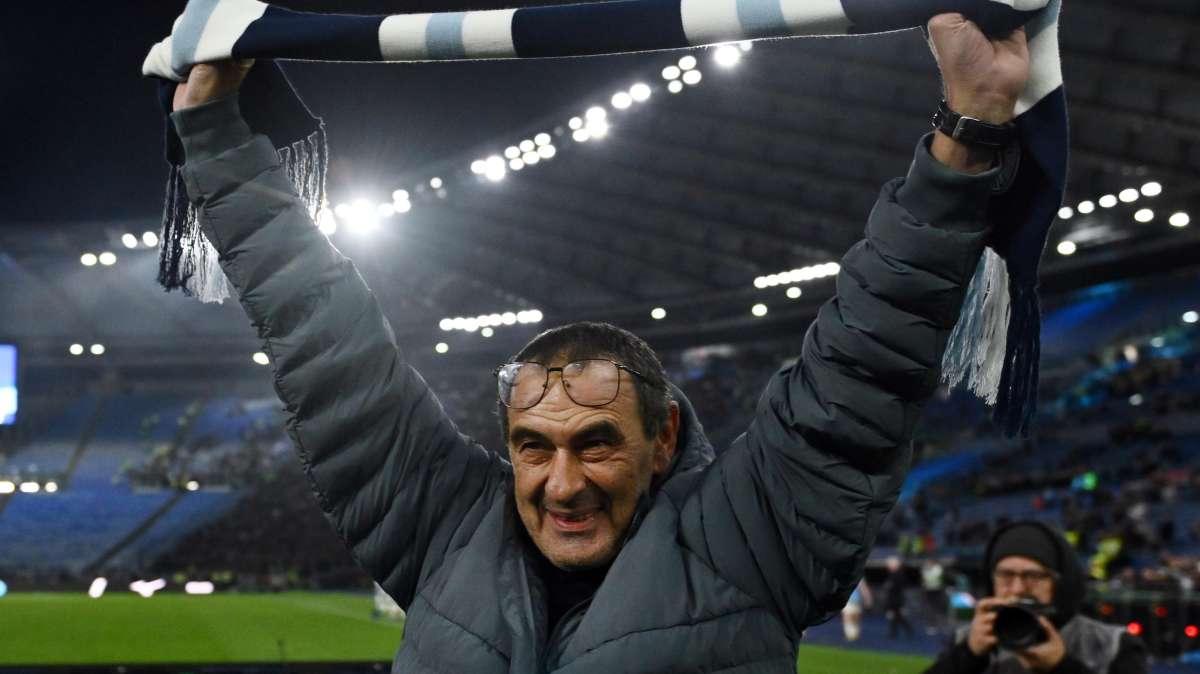 Sarri eroe e guerriero dei laziali: il legame con i tifosi è sempre più forte