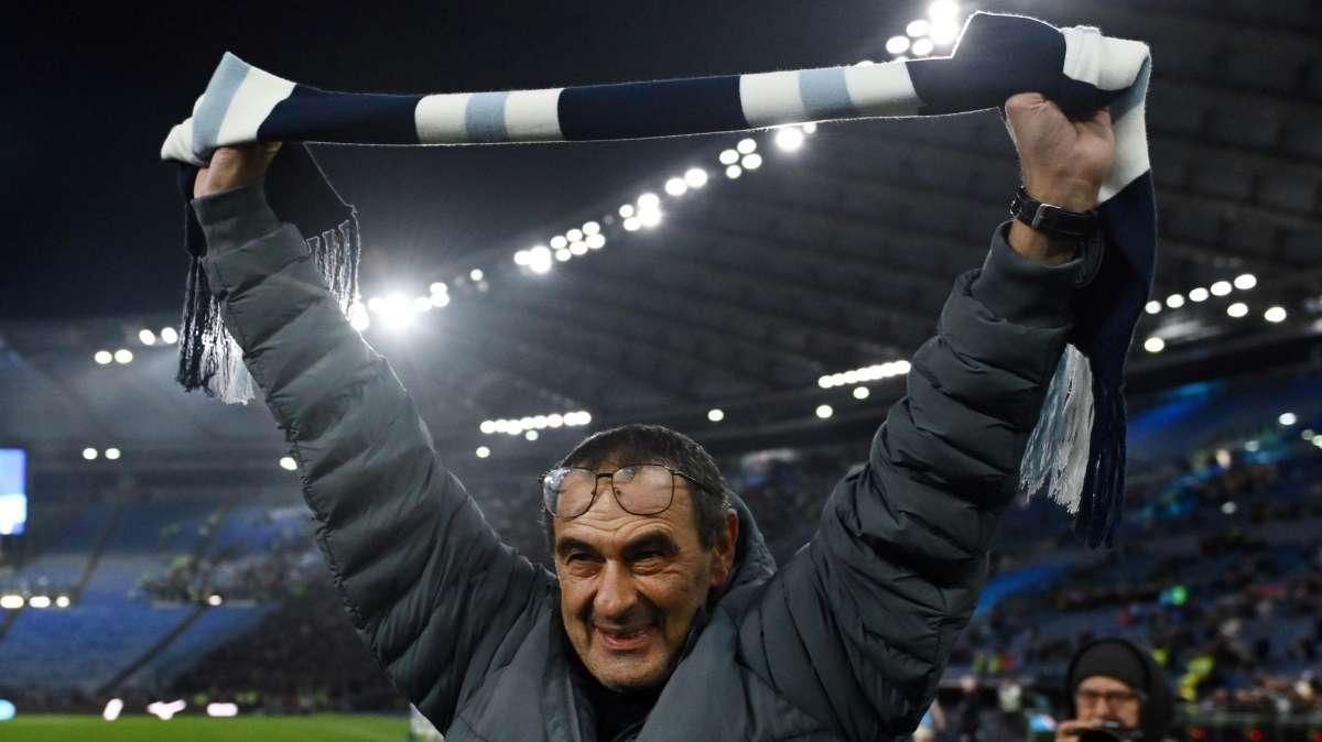 Lazio, Sarri sotto la Curva Nord e le esultanze: il romantico video social - VIDEO