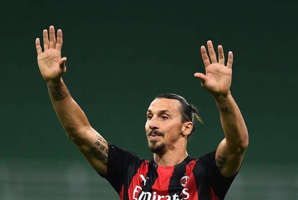 Ibrahimovic: "Il Covid ha avuto il coraggio di sfidarmi. Pessima idea!"