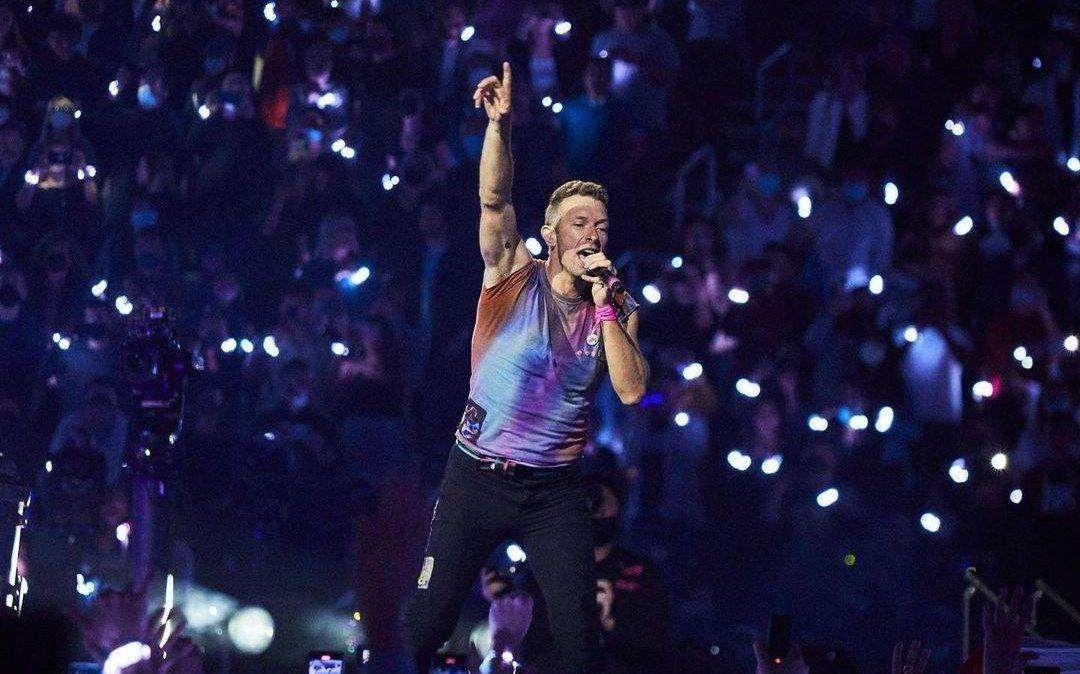 Coldplay, il ritorno in Italia ma non a Roma: “Olimpico preso da Vasco e Ultimo”