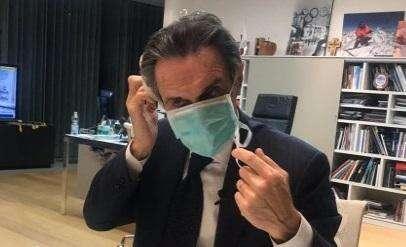 Coronavirus Lombardia: collaboratrice positiva, Fontana in isolamento