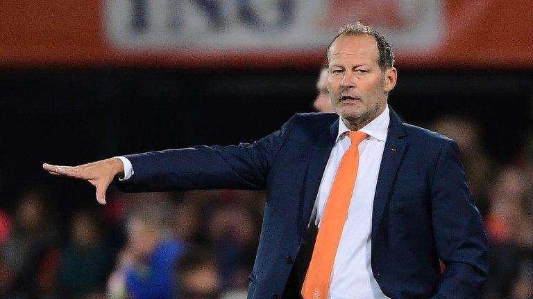 Olanda, clamorosa decisione: esonerato il ct Blind. E tra due giorni c'è l'Italia...