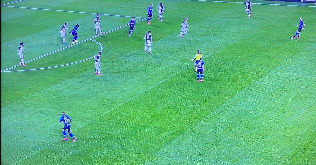 RIVIVI LA DIRETTA - Juventus - Inter 2-0: Lazio a -1 dai bianconeri
