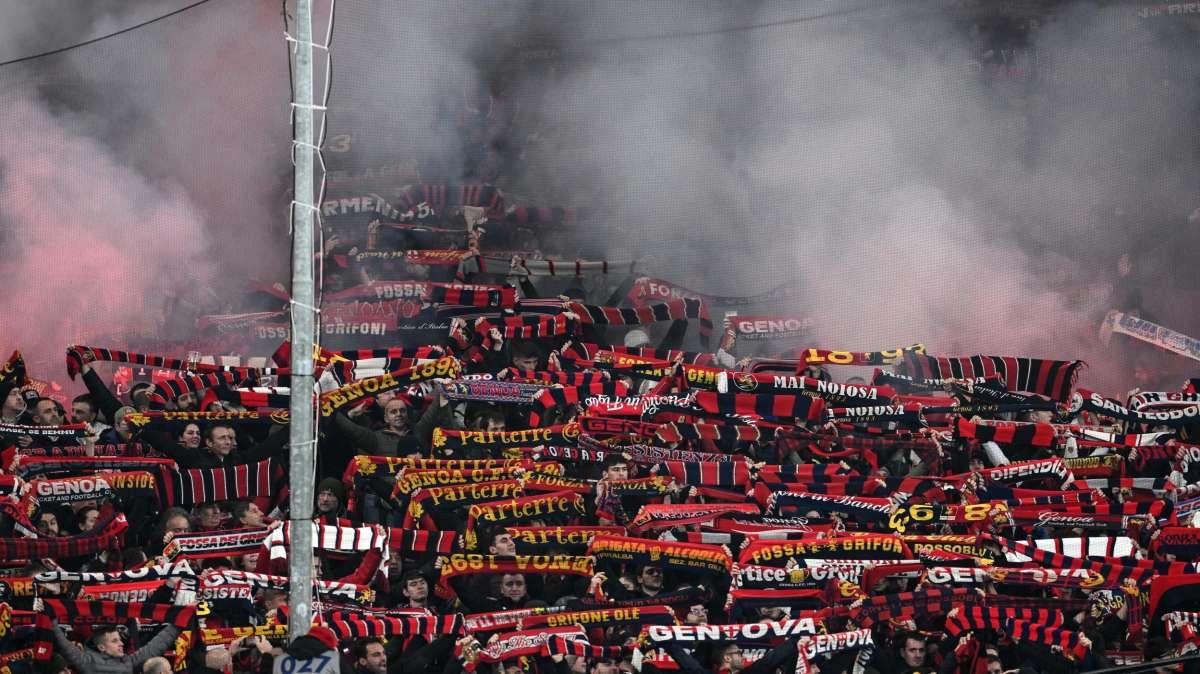 Genoa - Lazio, i tifosi rossoblù attaccano la Lega Serie A per l'orario
