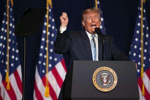 Iran, Trump: "Teheran non avrà atomica". Berlino: "Minacce non aiutano"