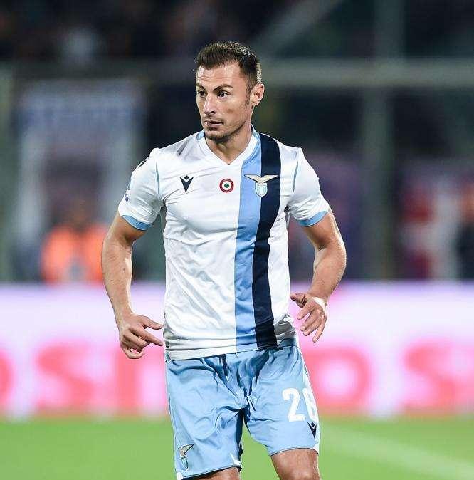 Lazio, Dumitrescu spera nel ritorno di Radu in Nazionale: "Ci proverei giorno e notte"