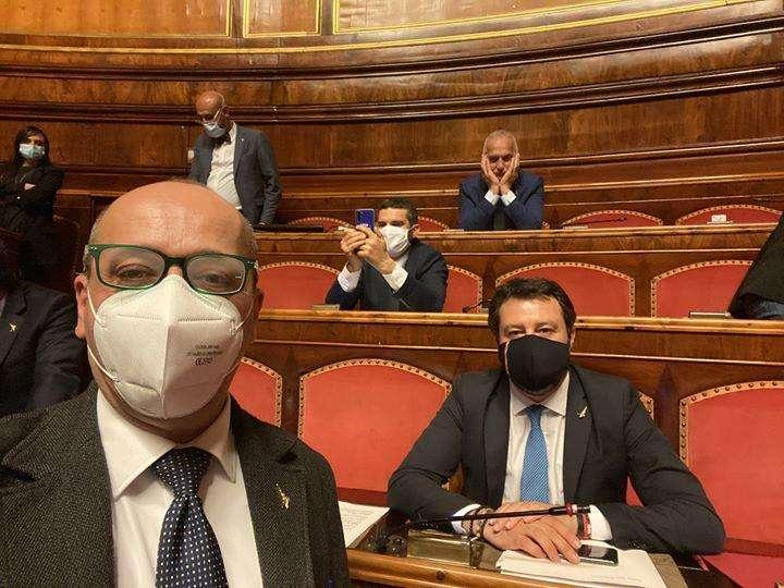 Coronavirus / La Lega occupa Camera e Senato. Salvini: "Vogliamo risposte. Stanotte fateci compagnia"