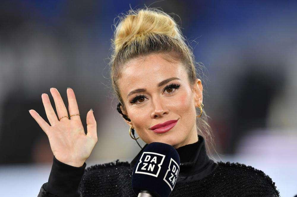 Lazio - Juventus, che gaffe della Leotta: “I giardini di marzo di Venditti” -VD