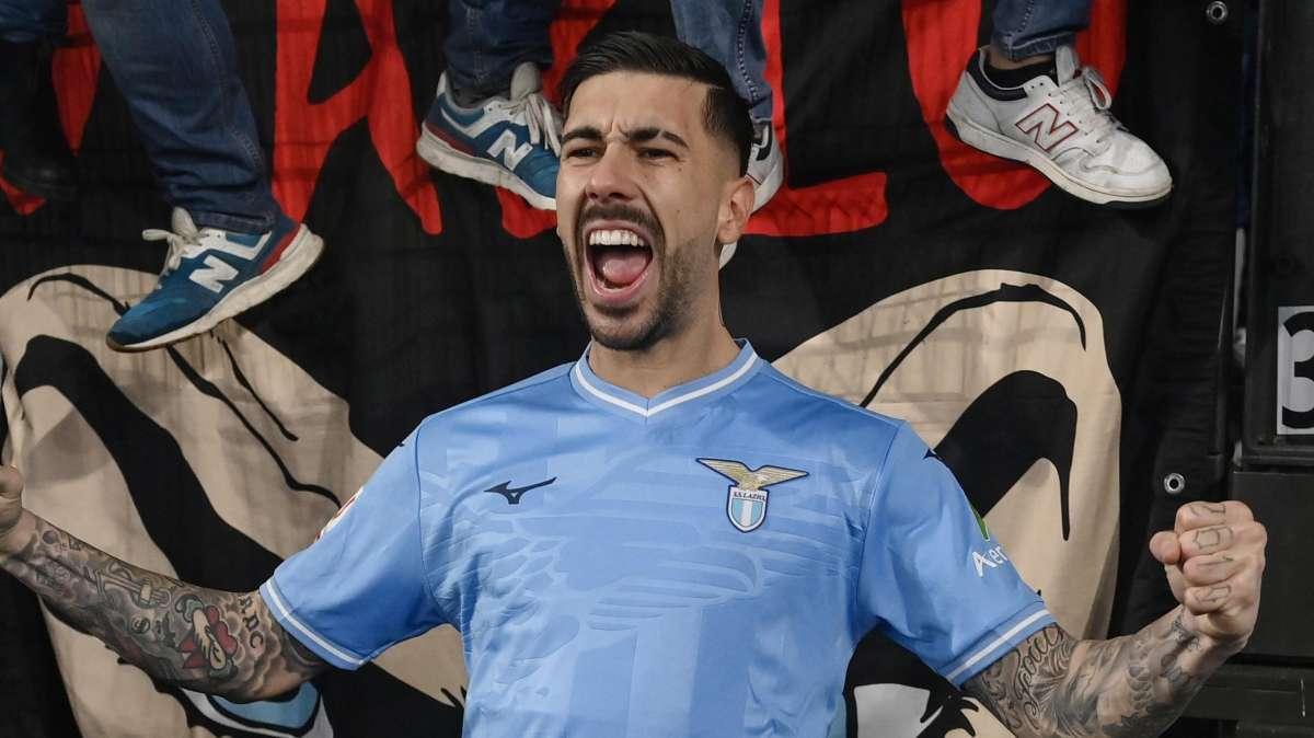 Lazio, buon compleanno a Zaccagni: il post di auguri della società - FOTO