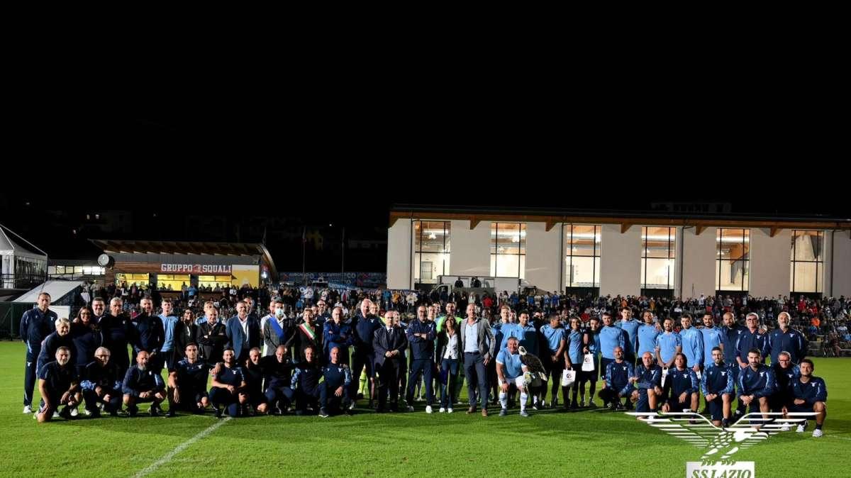 AURONZO GIORNO 15 - Lazio, presentazione della rosa 2021/2022: ovazione per Sarri