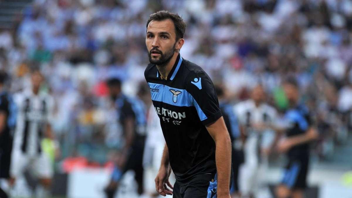 Calciomercato Lazio, Badelj e Bastos al passo d'addio: cifre e destinazioni