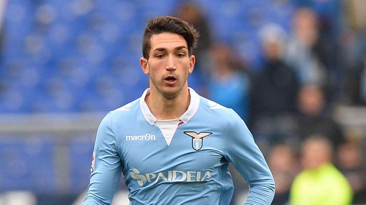 Cataldi, debutto in A. Il padre: "Fortunato a giocare nella Lazio"