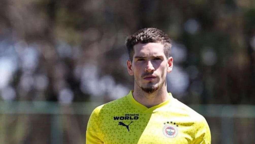 Lazio, Terraneo (intermediario) su Kent: "Nessun problema di arretrati. È saltato perché..."