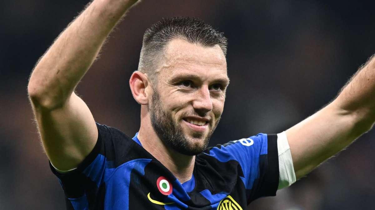 Inter, De Vrij: "Non volevo lasciare la Lazio a zero! Ma la mia agenzia..."
