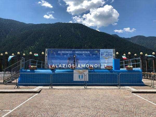 RITIRO LAZIO, GIORNO 11 - Presentazione squadra: tutto pronto in piazza Santa Giustina