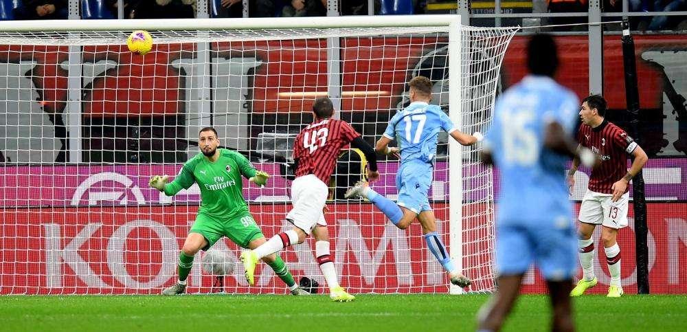 Nela: “Tutto fin troppo facile col Milan, ma la Lazio sta facendo bene”
