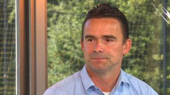 Coronavirus, Overmars attacca: "UEFA e KNVB sono come Trump"