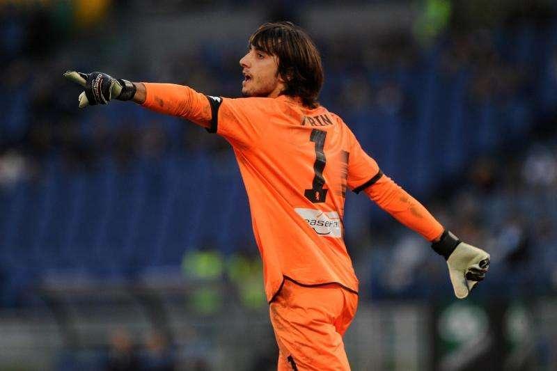 Marchetti in bilico, la Lazio pensa a Perin. L'agente: "Non si muove fino al termine della stagione"