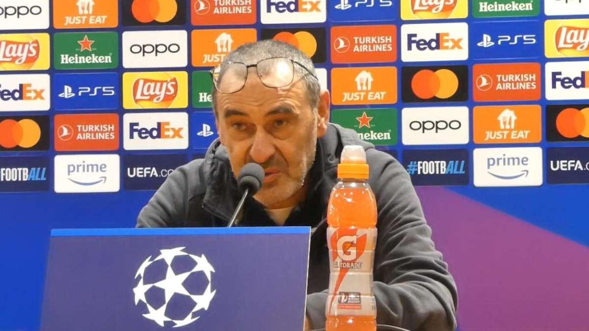 RIVIVI DIRETTA - Lazio - Bayern Monaco, Sarri in conferenza: "Critiche? Ho la faccia da..." - VIDEO