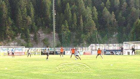 AURONZO GIORNO 3 - Petko prova attacco vs difesa, Klose-Ederson infiammano il pubblico - VIDEO & FOTO