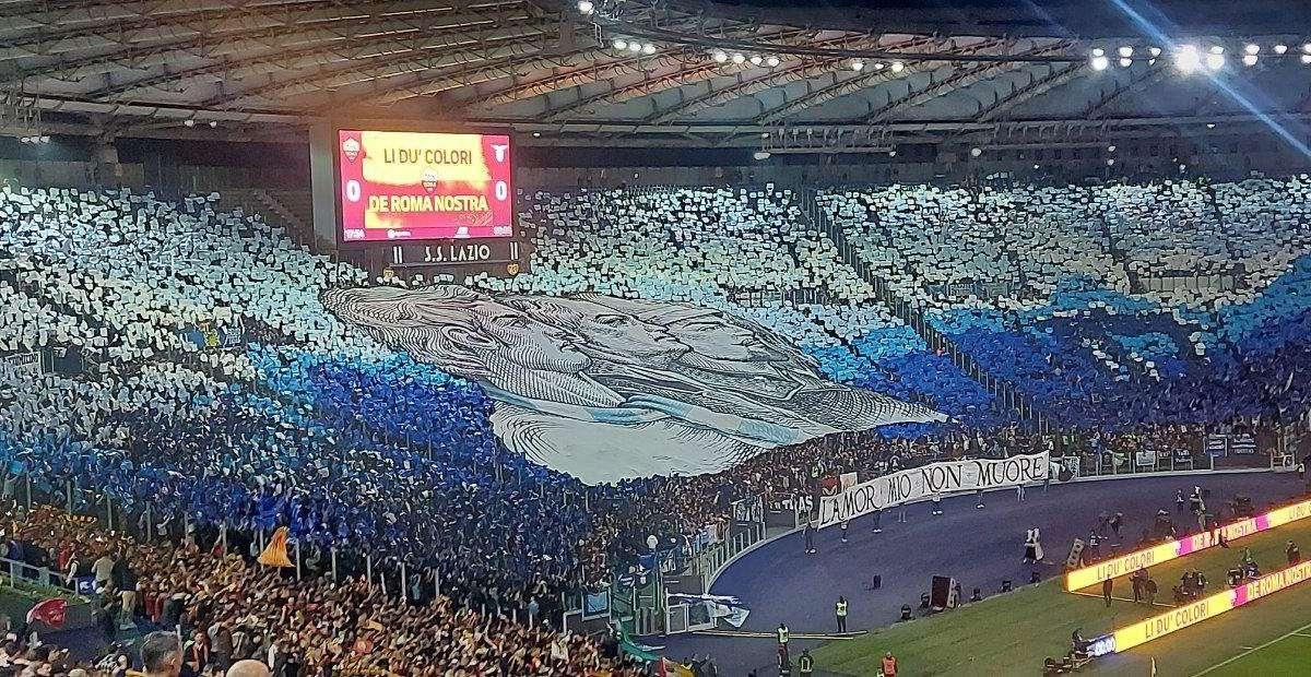 "L'amor mio non muore": la Nord incanta l'Olimpico prima del derby! - FOTO