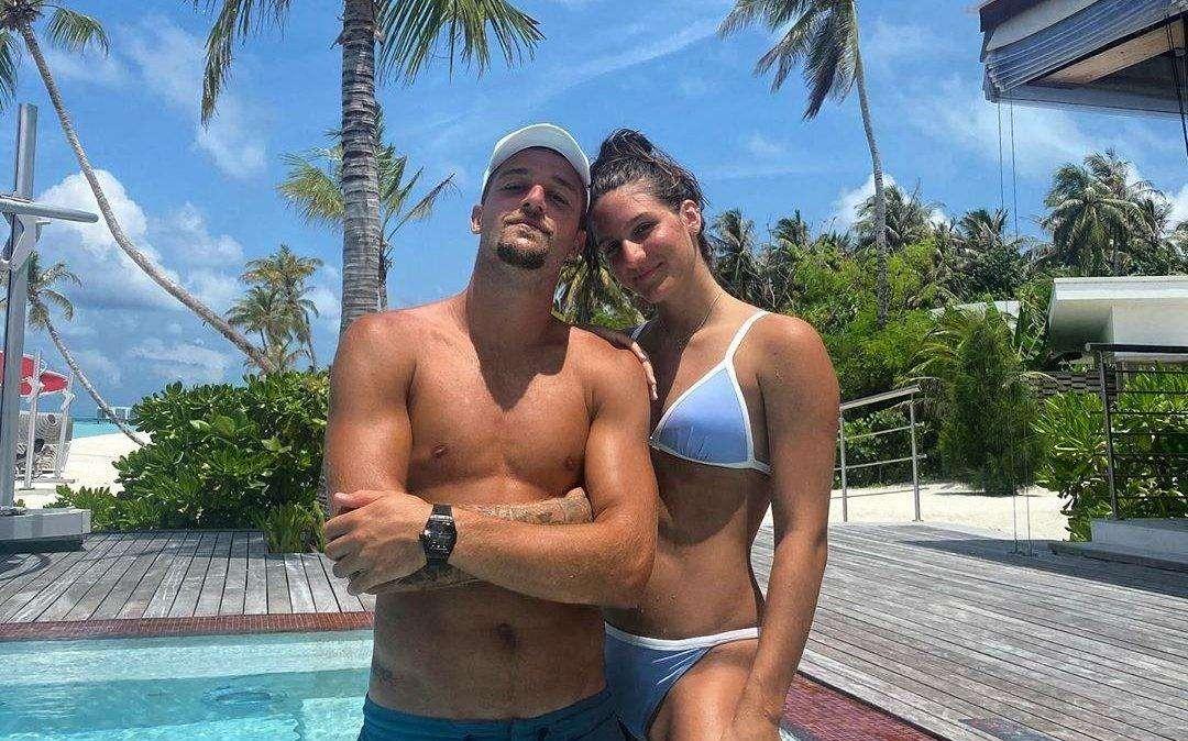 Lazio, Milinkovic sui social con la "sorellina". Correa e Desiré in una location da sogno - FT