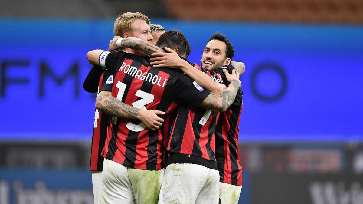 Europa League, il Milan riprende lo United grazie a Kjaer nel recupero