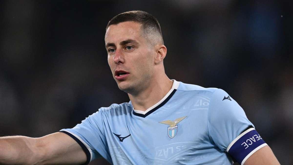 Lazio, il futuro di Marusic è incerto. Ma con Sarri può rilanciarsi: le ultime