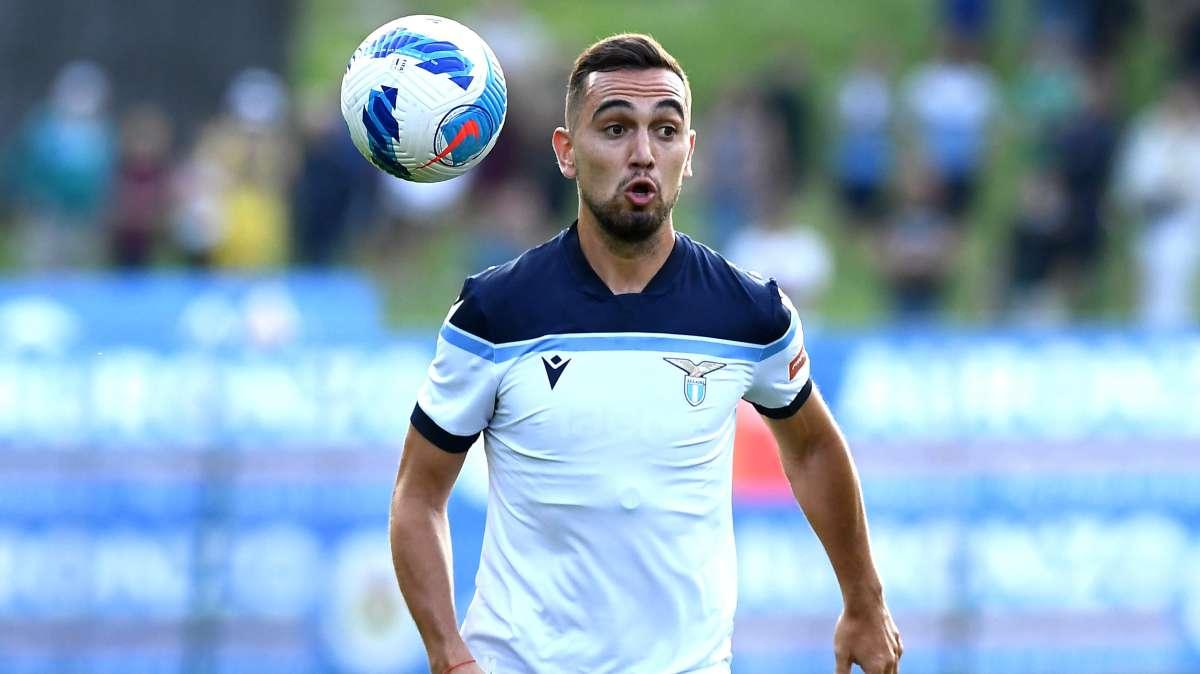 Calciomercato Lazio, un club di Serie A su Escalante: i dettagli