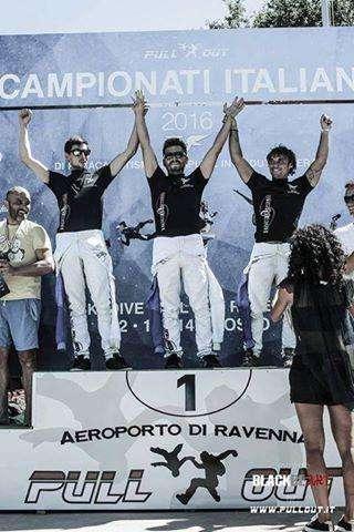 I Campioni Italiani di Free Fly 2016 "VERTICAL FLY" alla S.S.Lazio Paracadutismo