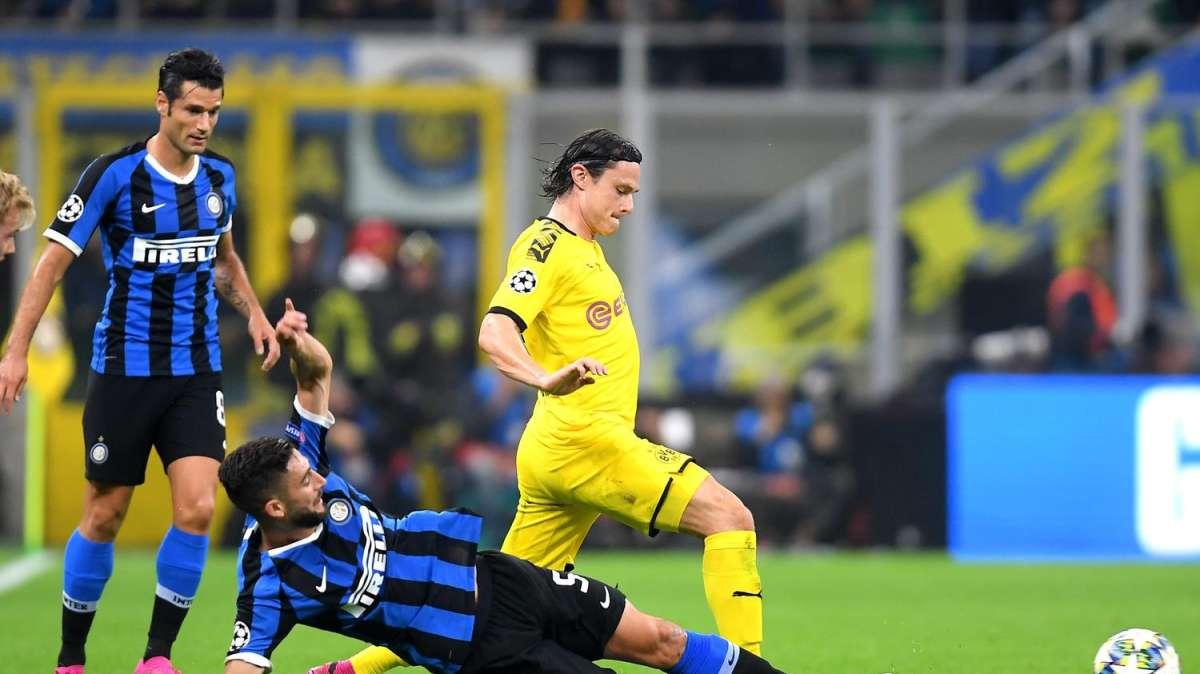 Calciomercato Lazio, non solo Javi Galan: spunta un nuovo nome per la fascia sinistra