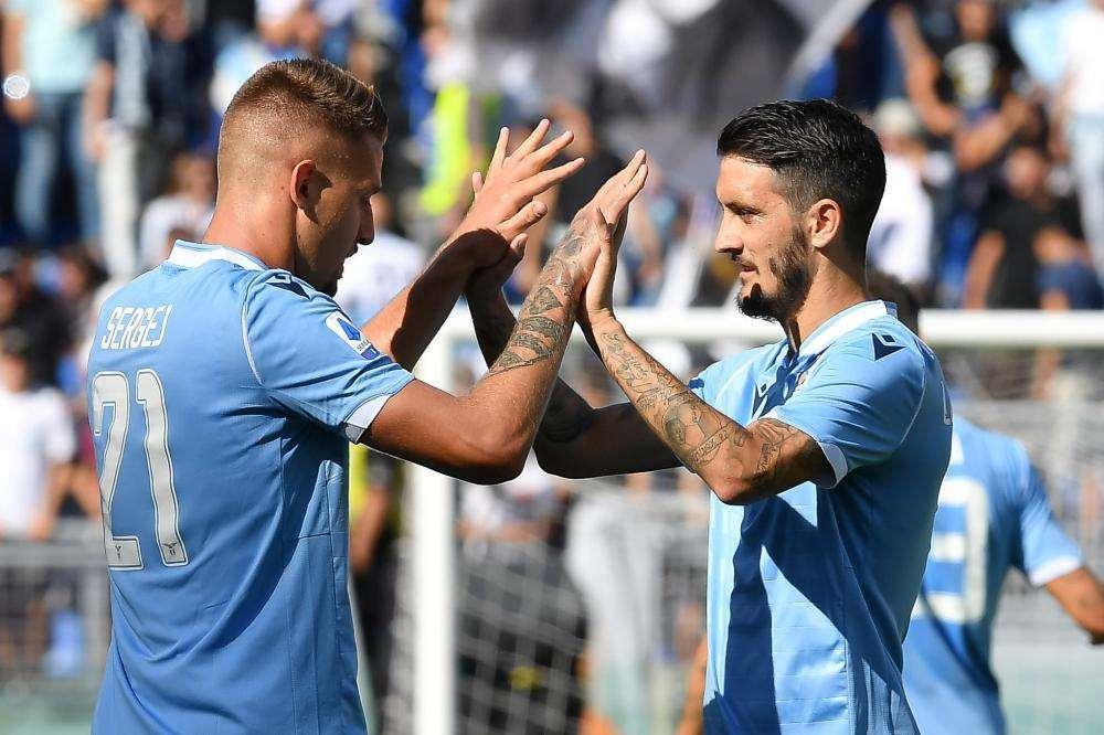 Bella, cinica e compatta: ecco la Lazio che piace. Genoa battuto 4-0